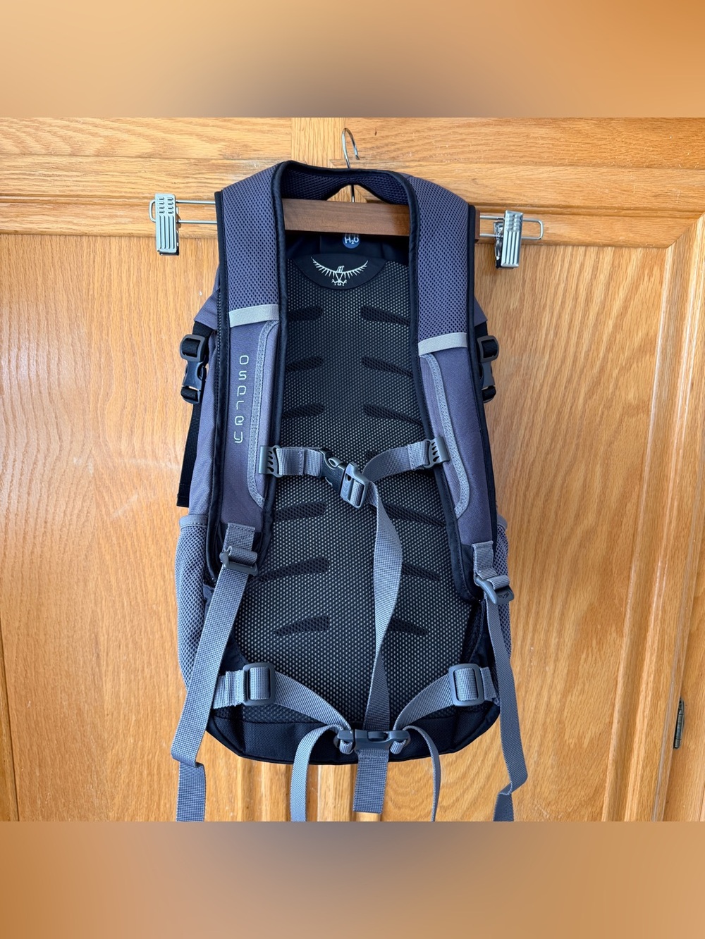 Osprey Daylite unisex Black and Gray Backpack - Picture 6 of 11